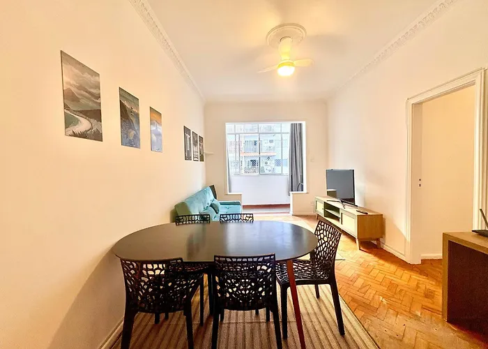 Apartamento Completo Ao Lado Da Praia De Copacabana, 2 Quartos , Andar Alto , Sala Enorme, Ar Cond, ,Wifi, Tv Smart, Pauloangerami Nsc109 Rio de Janeiro